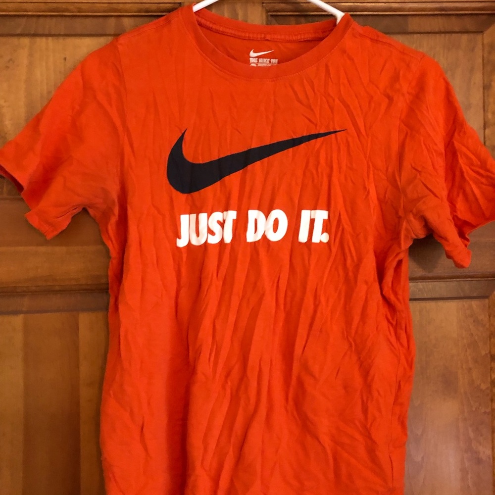Youth XL Nike shirt